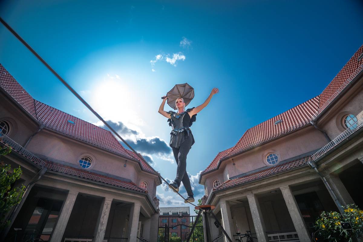 Mariann Engels | Seilartistik | Programm 'Mittelaltershow Lady Mariann'